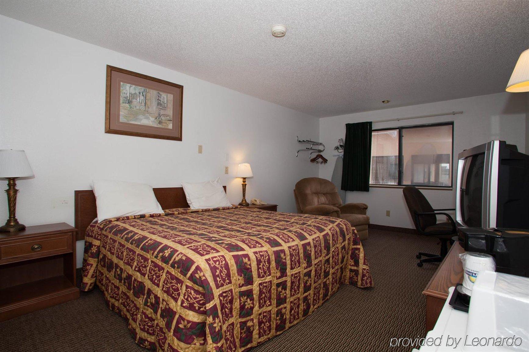 Hotel Super 8 By Wyndham Shenandoah Exterior foto